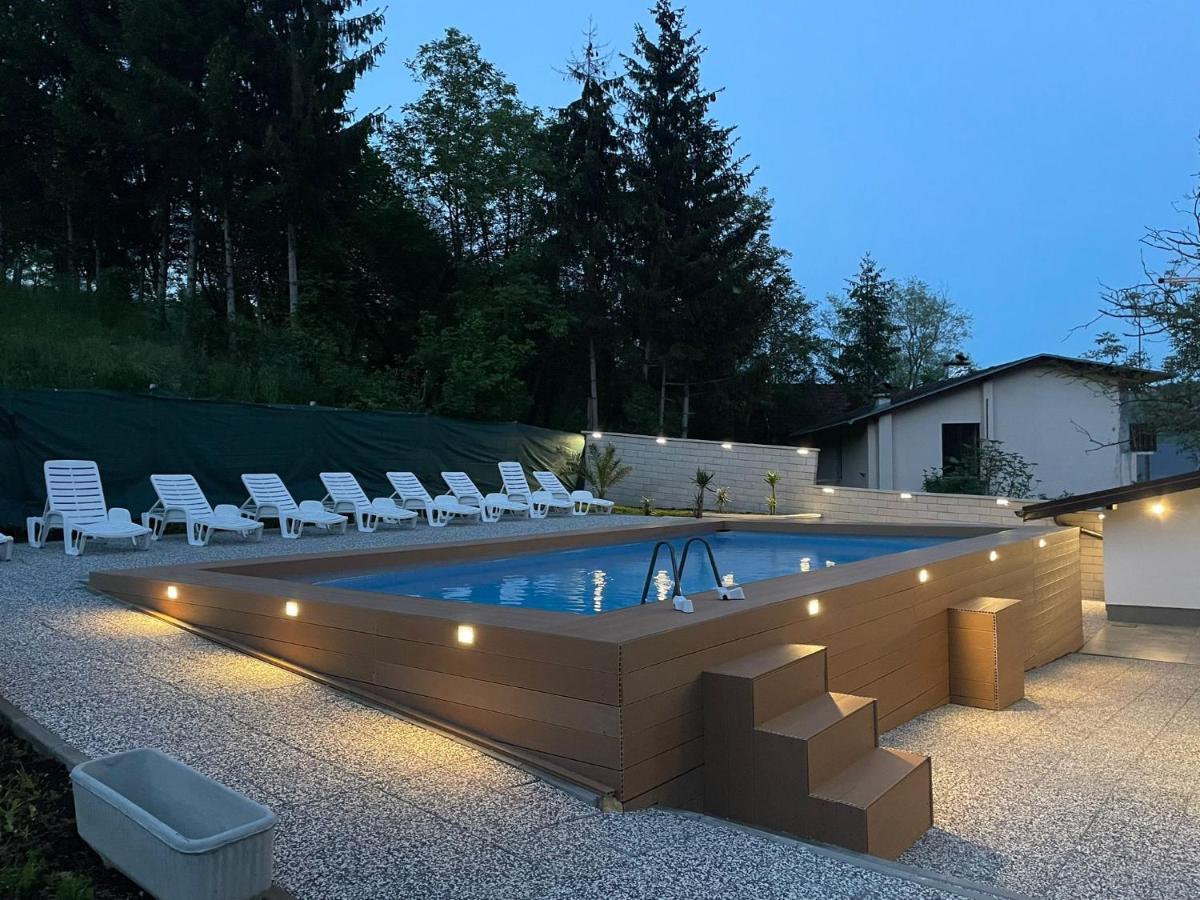 Vila S Bazenom Deluxe - Gti Záhřeb Exteriér fotografie